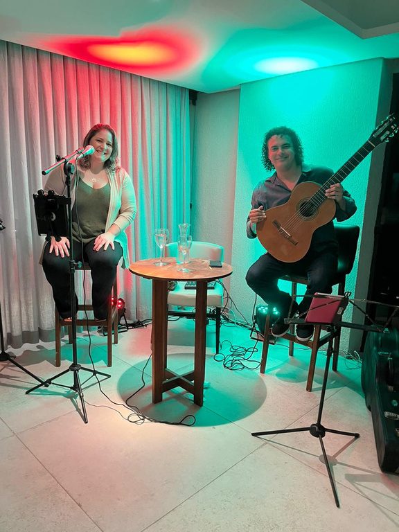 Duo tocando